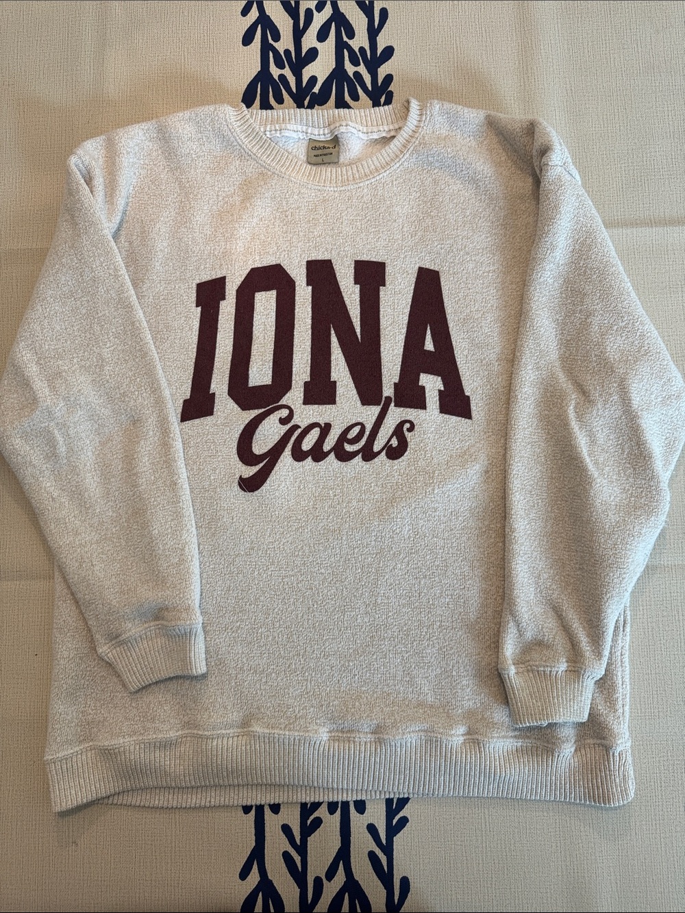IONA Gaels Cream Cozy Crewneck Sweatshirt